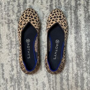 Rothy's | Tan and Black Leopard Print Flats Size 8